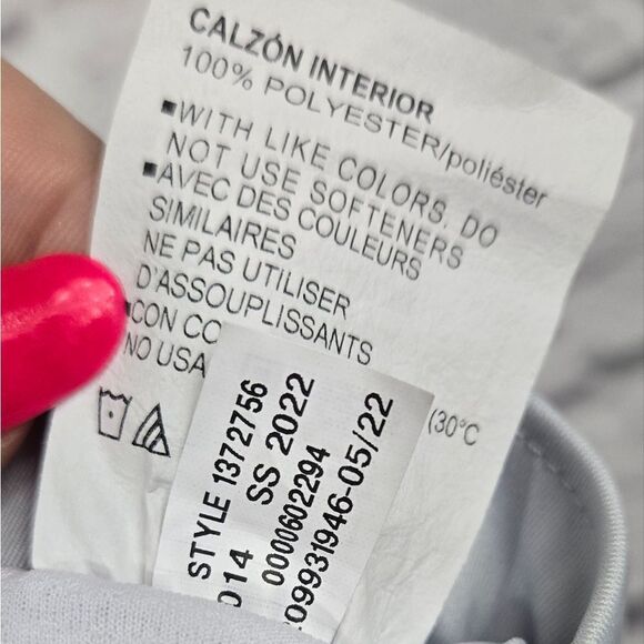 Women's UA Mileage 3.0 Shorts NWT Black/White Speckle Running Lined Quick Dry - Picture 12 of 16